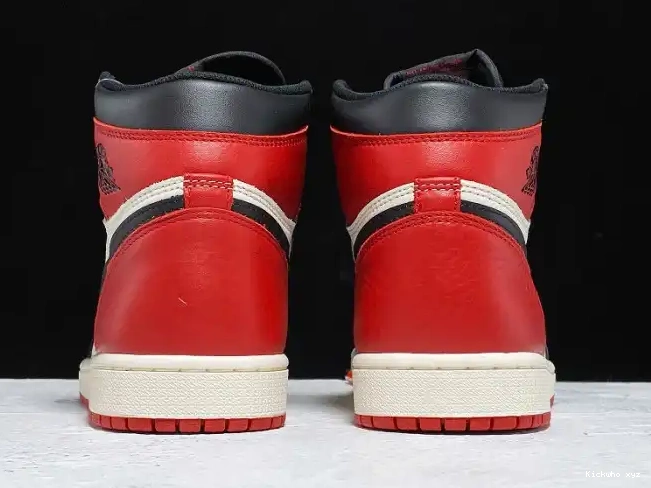 OG Jordan 1 555088-610 Bred Toe High Retro Air 0516